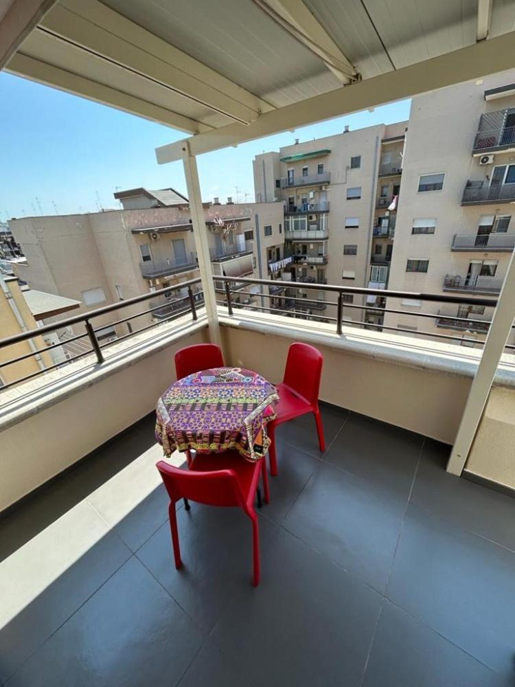 Attico Stazione - Montello 16 Apartment Bari Luaran gambar