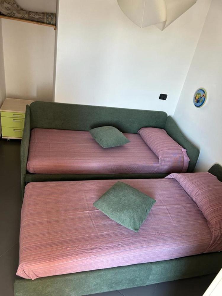 Attico Stazione - Montello 16 Apartment Bari Luaran gambar